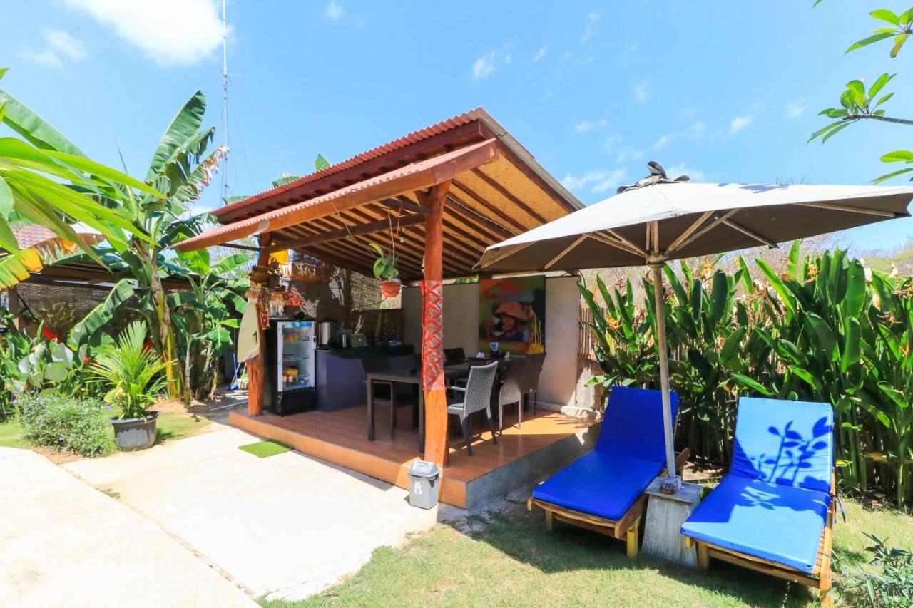 Uma Hostel Lembongan Exterior photo